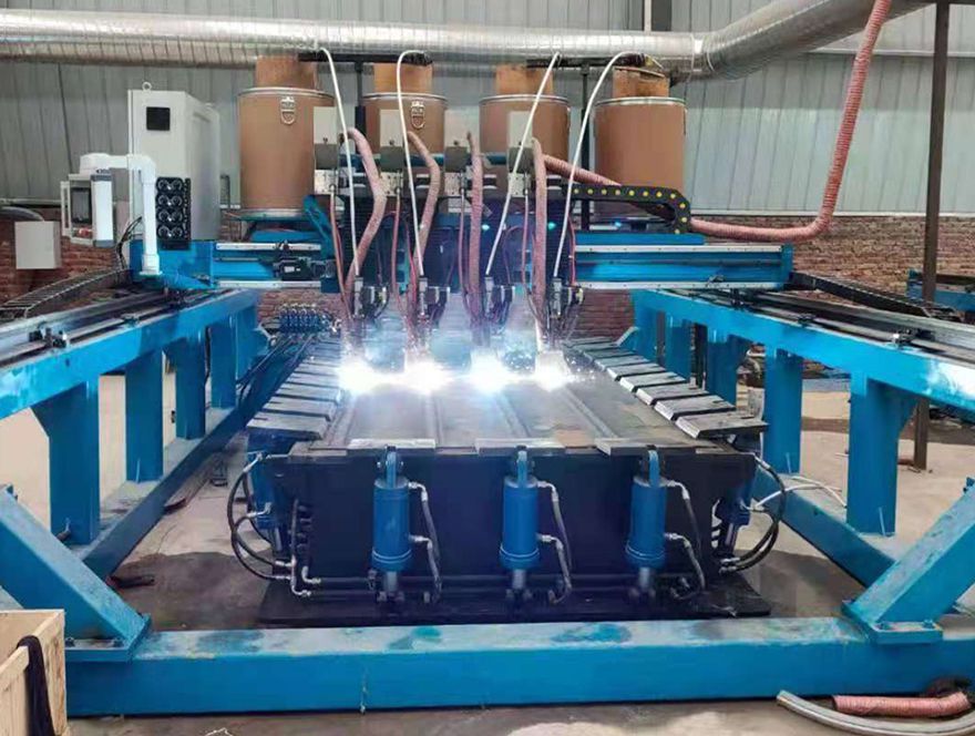 Quadruple Torch Wear Plate Hardfacing Machine